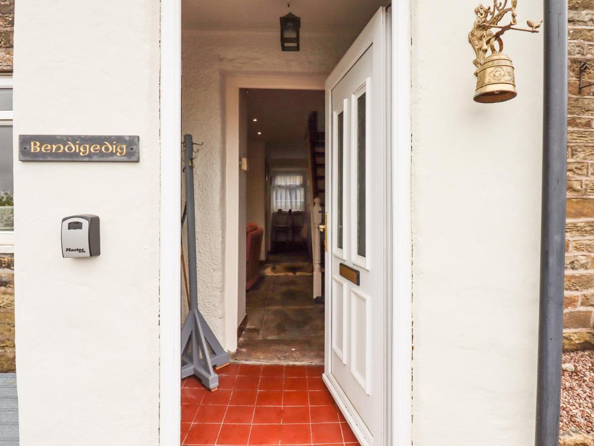 Bendigedig Villa Blackburn  Exterior photo